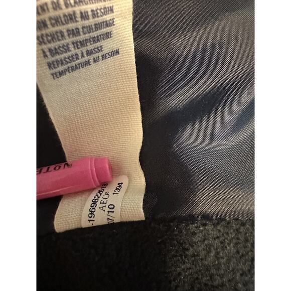 EUC American Eagle Puffer Vest Navy Blue Women's Size XS Great for Fall! - Picture 8 of 9